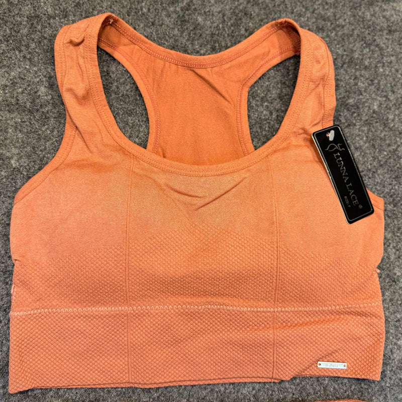 Seamless Black Activewear Set – Bra & Shorts